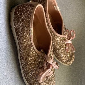 Kate spade ♠️ rose gold sparkly shoes size 8